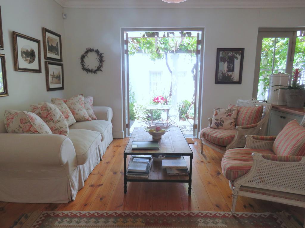Au Pear Boutique 4*